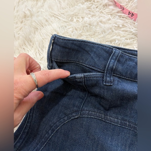 Anthropologie Pilcro Ultra High-Rise Slim Flare Jeans - size 27 - Picture 11 of 14